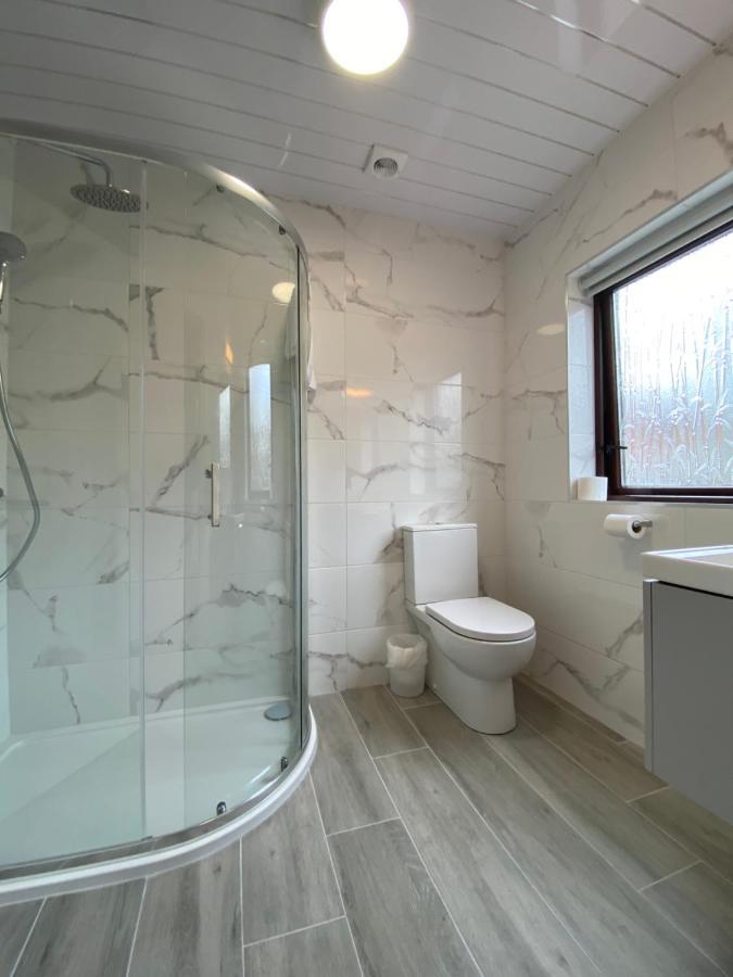 Tullybay Holiday Homes Экстерьер фото
