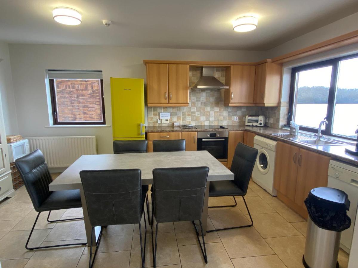 Tullybay Holiday Homes Экстерьер фото